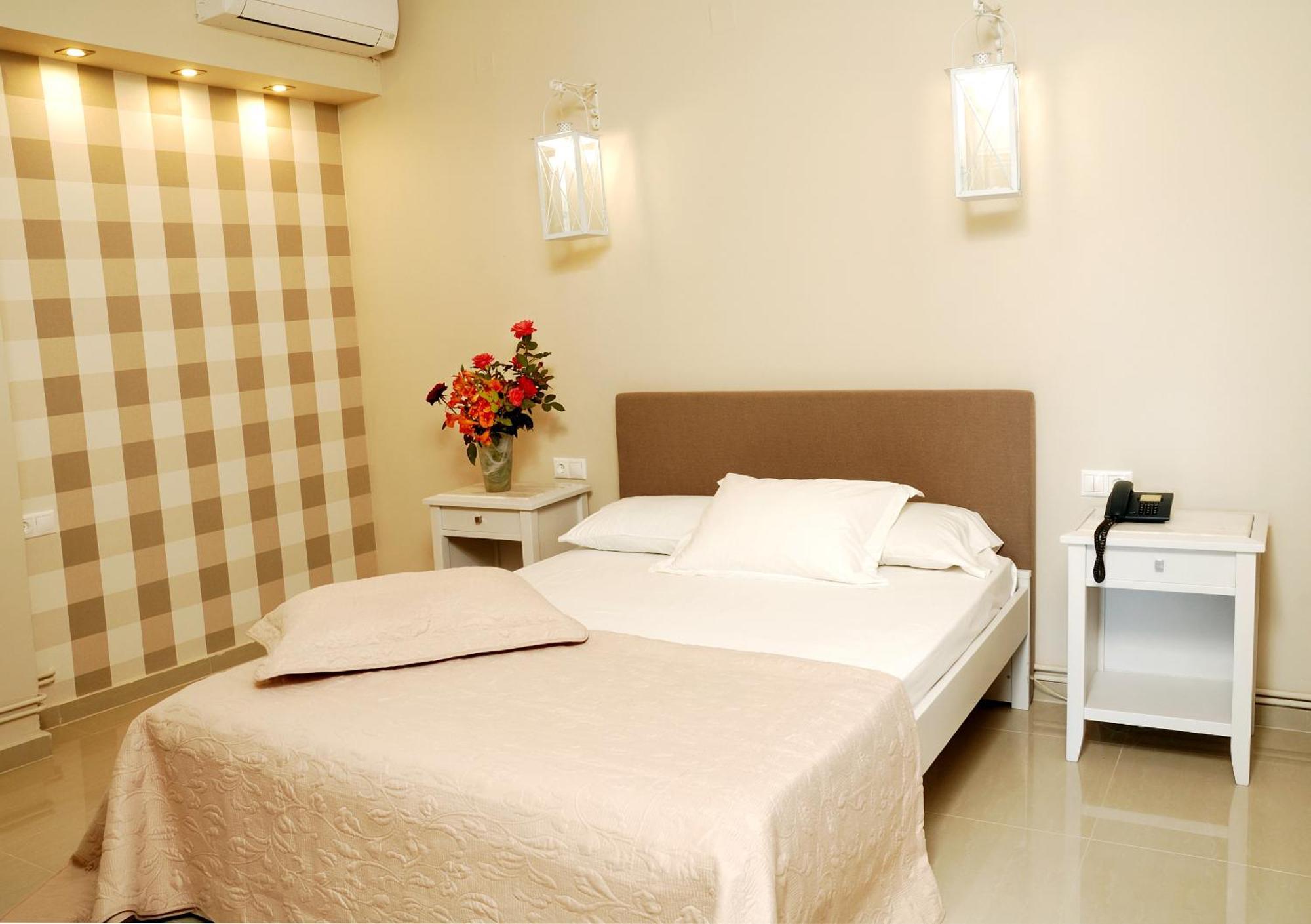 Ariadnes Holiday Accommodation Apidias Lakos Ngoại thất bức ảnh