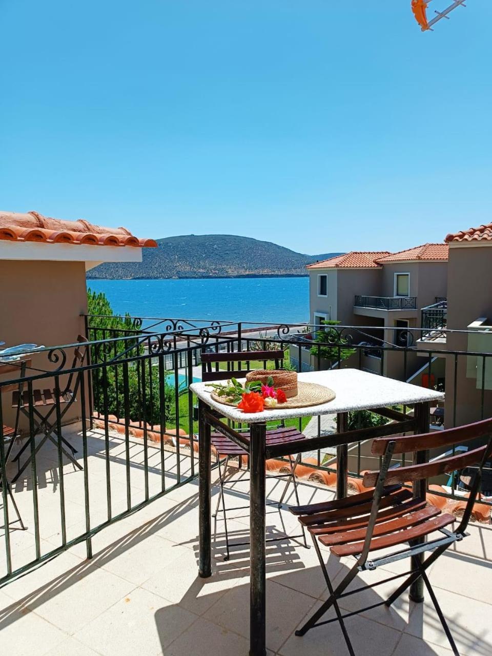Ariadnes Holiday Accommodation Apidias Lakos Ngoại thất bức ảnh