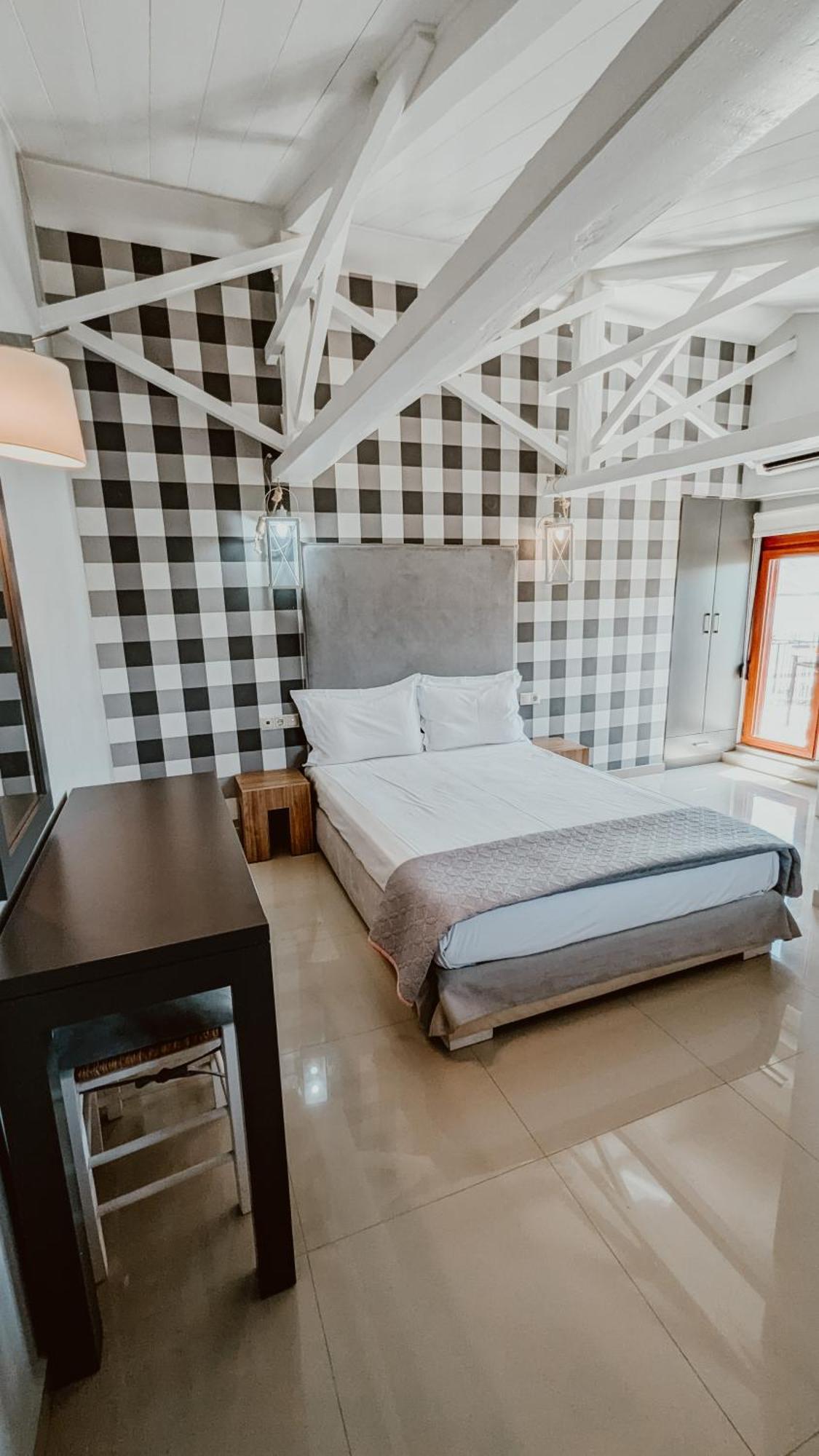 Ariadnes Holiday Accommodation Apidias Lakos Ngoại thất bức ảnh