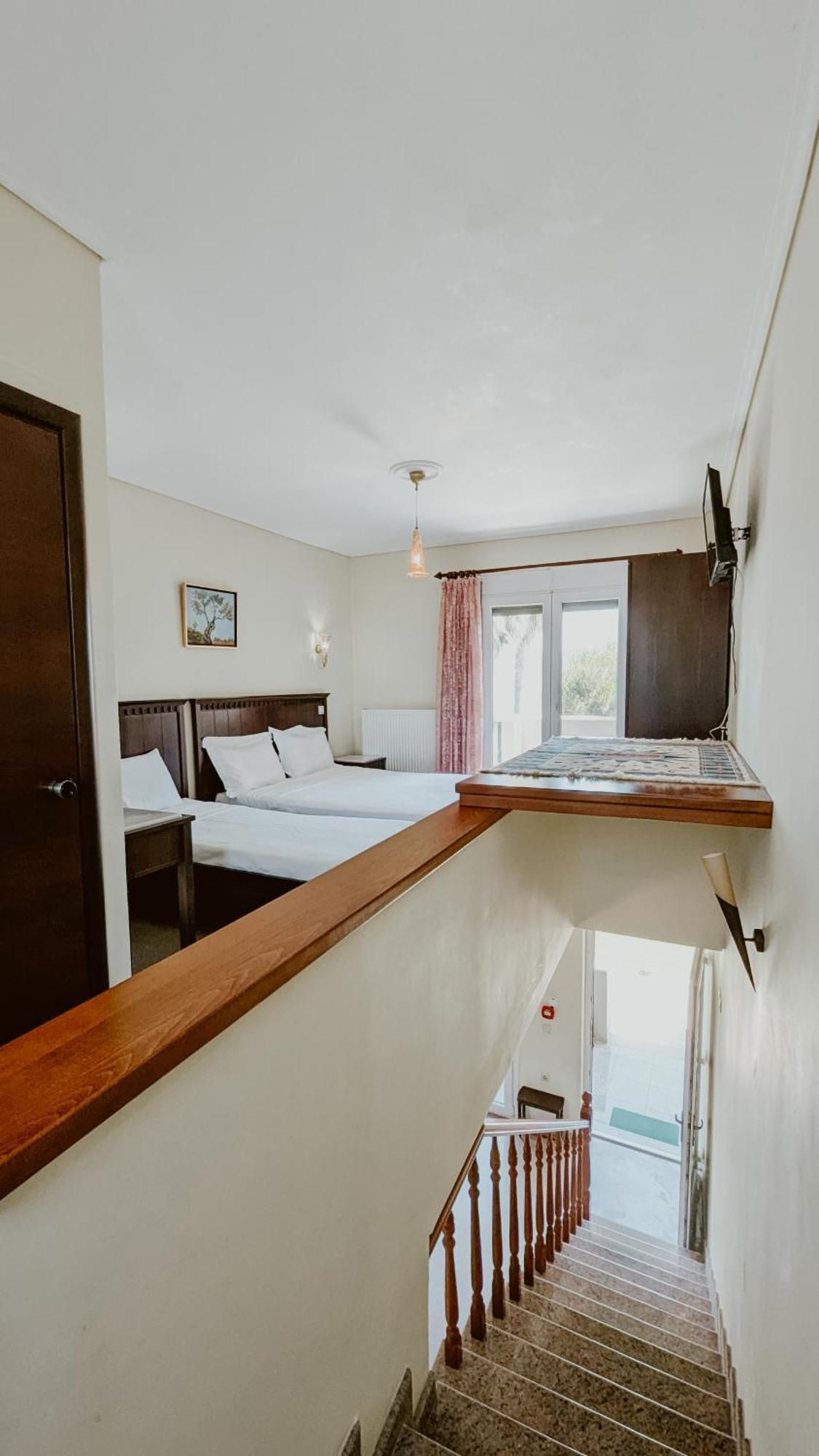 Ariadnes Holiday Accommodation Apidias Lakos Ngoại thất bức ảnh