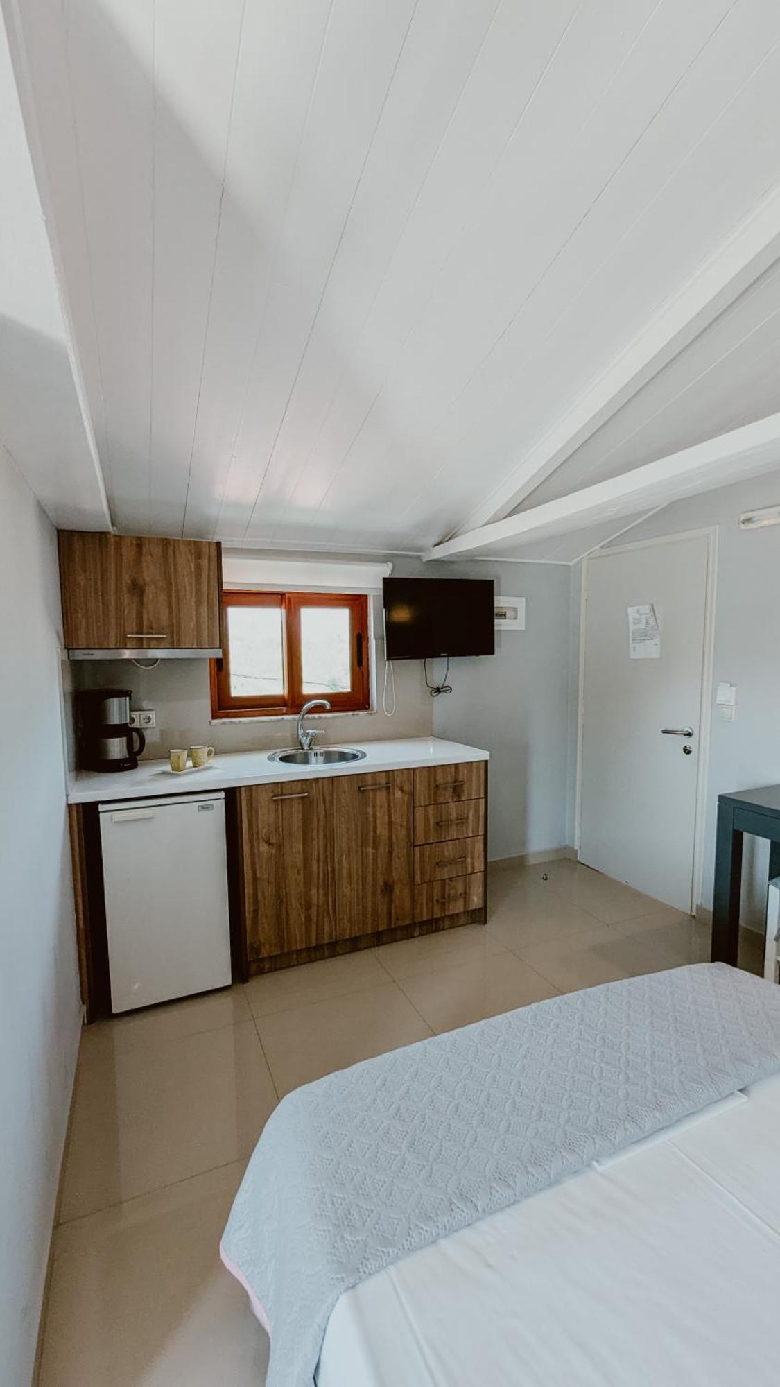 Ariadnes Holiday Accommodation Apidias Lakos Ngoại thất bức ảnh