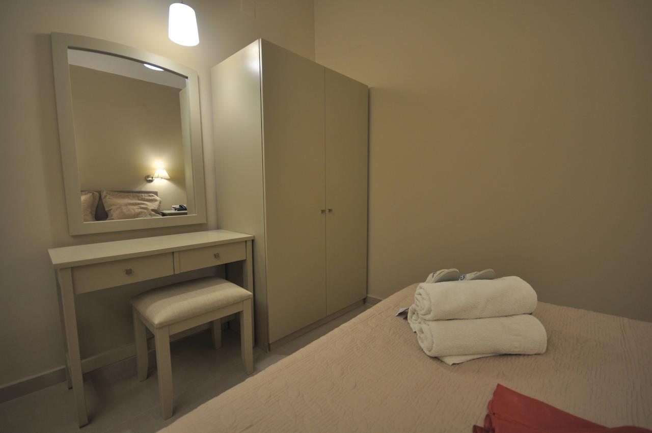 Ariadnes Holiday Accommodation Apidias Lakos Phòng bức ảnh